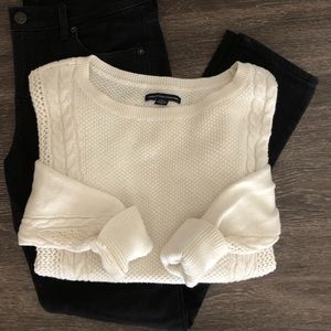 AE white cable knit sweater